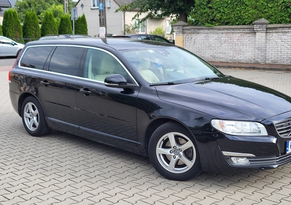 Volvo V70 cena 38900 przebieg: 198200, rok produkcji 2015 z Pilawa małe 596